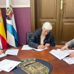 A alcaldesa e as ONGs firman as subvencións nominativas que reciben para apoiar o seu labor