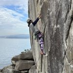 Loira estrea unha nova zona de escalada