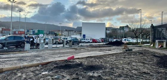O novo entorno da dársena toma forma e incorporará unhas letras corpóreas de Marín
