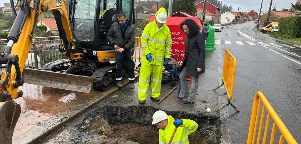 O Concello inicia os traballos para dotar de abastecemento de auga municipal ao CEIP Ardán