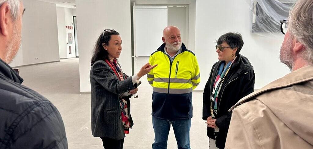 Reunión de traballo no Auditorio para encarar a recepción da obra e a súa próxima apertura